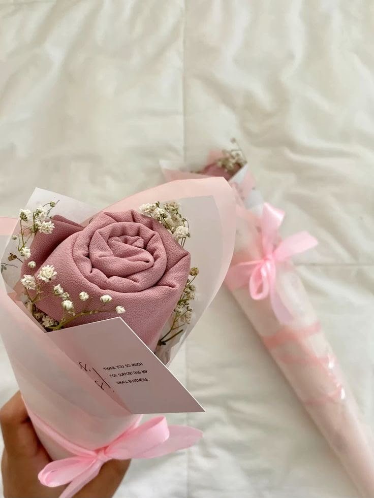 Single Scarf Rose