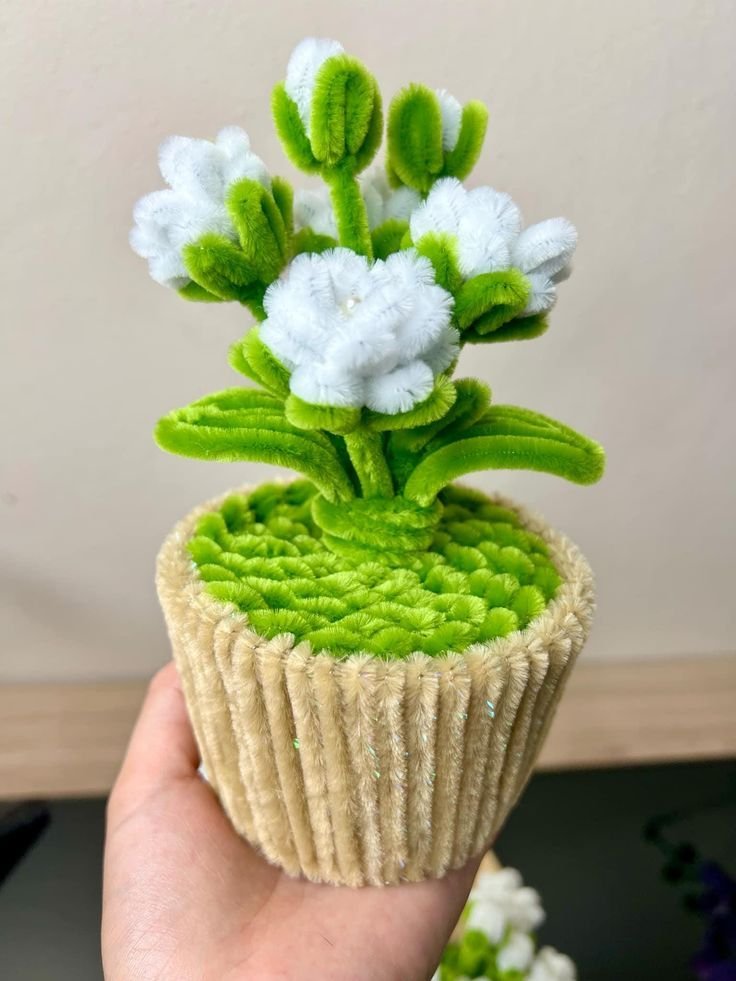 White Bell Flower Pot